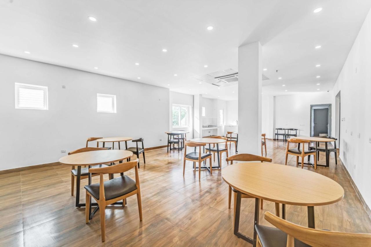 Rohaan Inn - UPAR Hotels Ashok Nagar Chennai Bagian luar foto