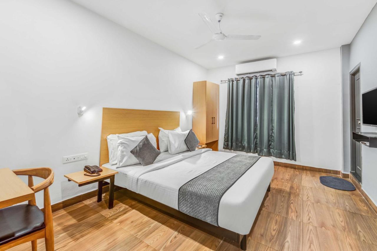 Rohaan Inn - UPAR Hotels Ashok Nagar Chennai Bagian luar foto